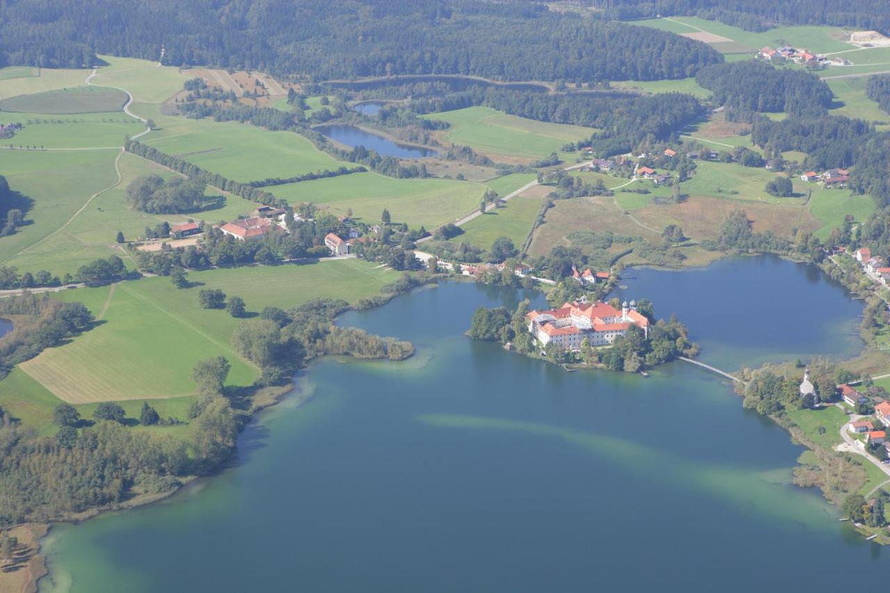 Haus Rufinus Am Kloster Seeon Bagian luar foto